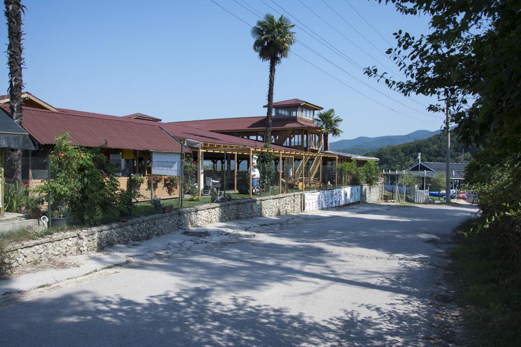 Zumrut Bahce Motel Gokcedere Екстериор снимка